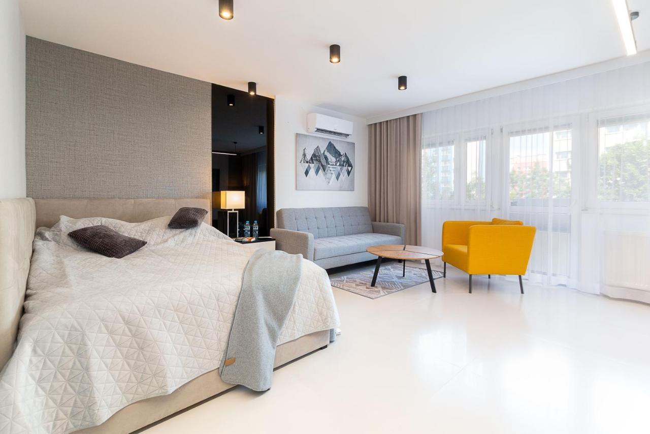 Studio Silesian Vip City Centrum Free Parking Забже Экстерьер фото
